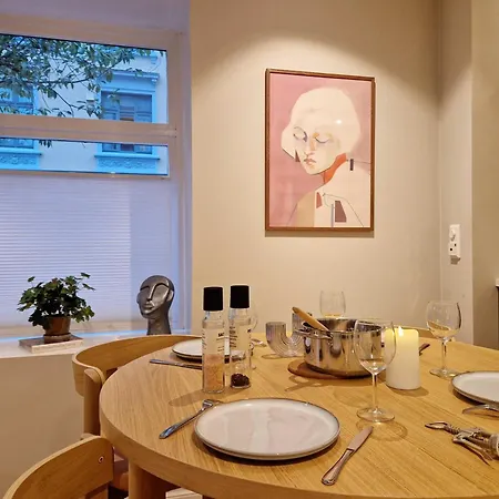 King Bed Renovated And Cozy Near Bryggen 펜션