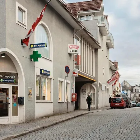 King Bed Renovated And Cozy Near Bryggen 베르겐