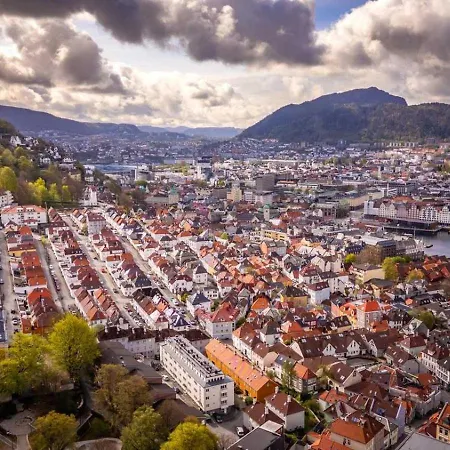 Semesterbostad King Bed Renovated And Cozy Near Bryggen *