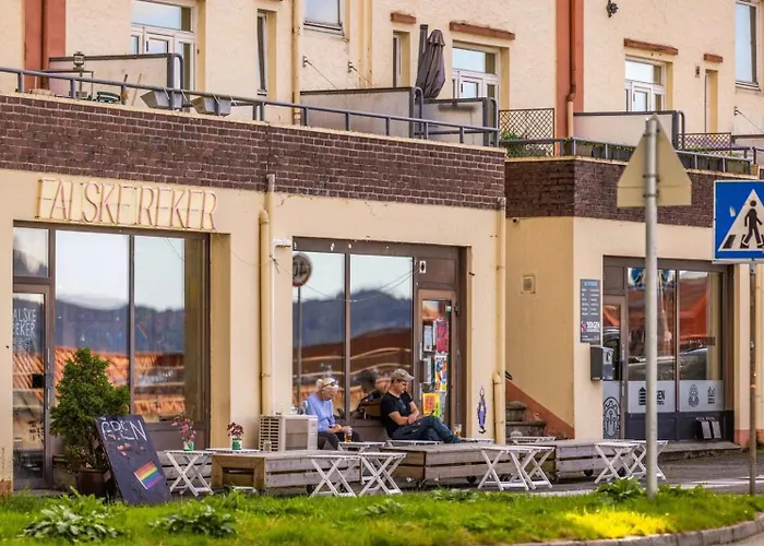 King Bed Renovated And Cozy Near Bryggen Semesterbostad *