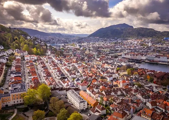 Semesterbostad King Bed Renovated And Cozy Near Bryggen *